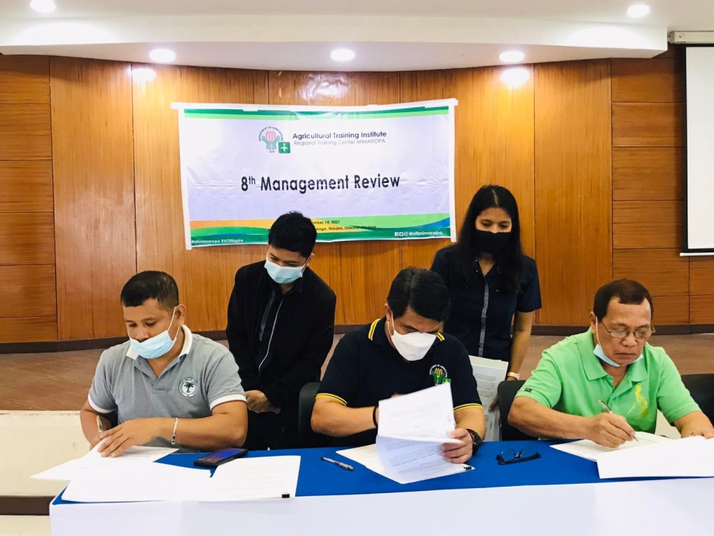 ATI MIMAROPA, BOCOFAMCO Ink MOA On Community-based Swine Production ...